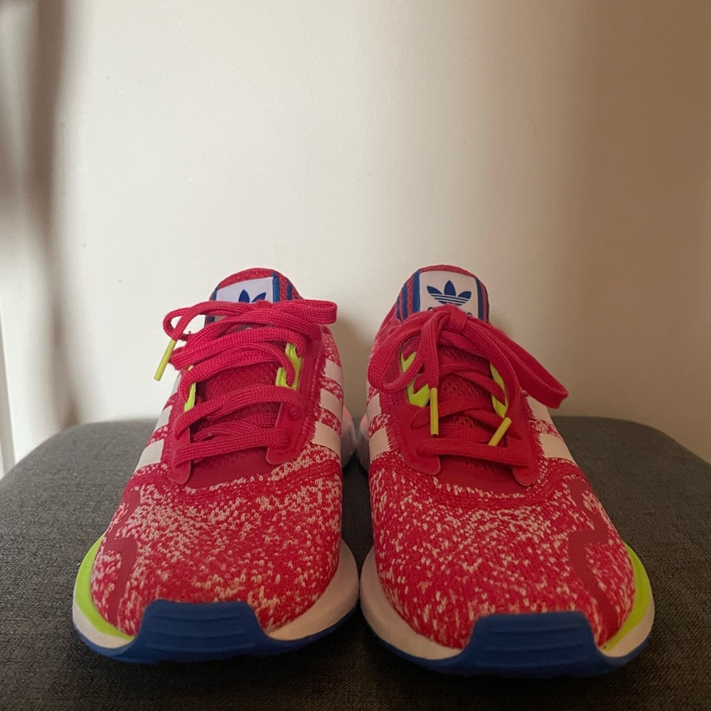 Perfect condition Adidas Sneakers!